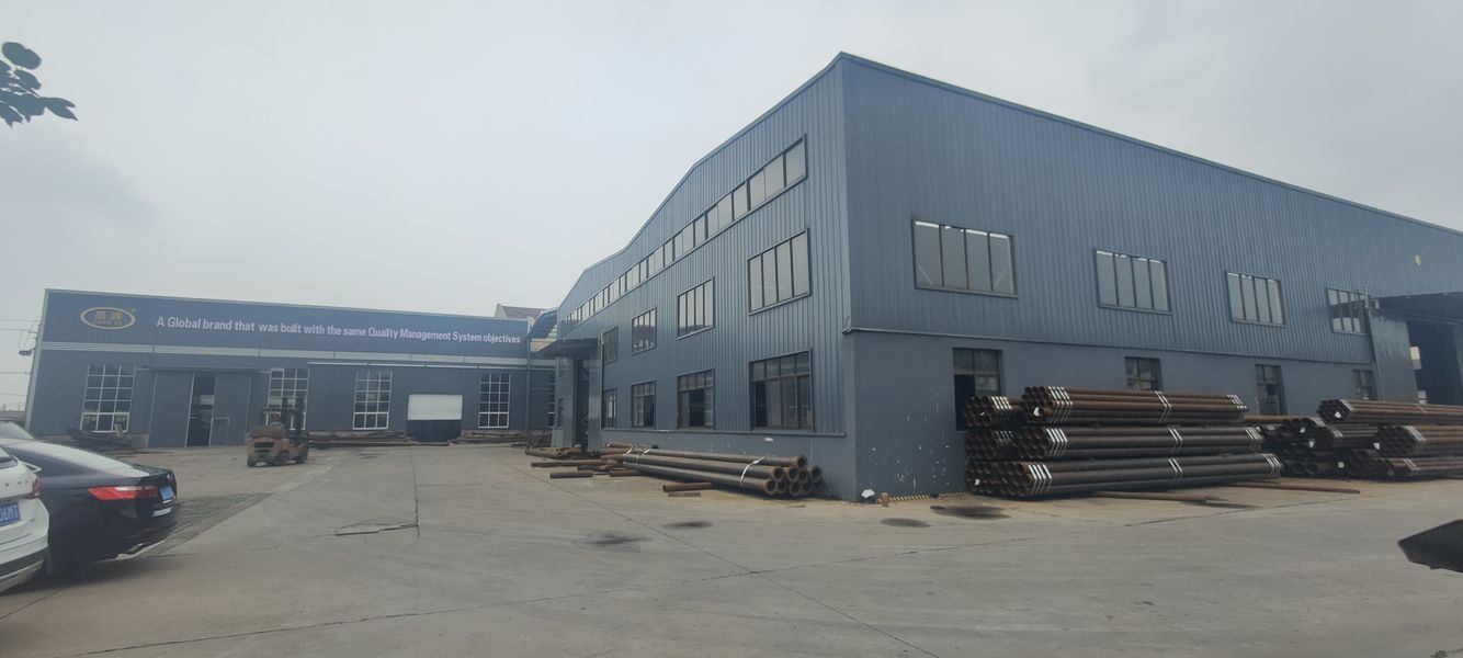 LA CHINE Changzhou Chenye Warp Knitting Machinery Co., Ltd. 
