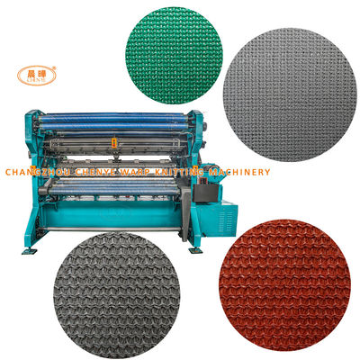 Machine à tricoter à la déformation pour la production de mailles industrielles